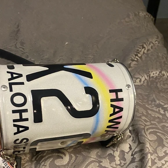 Little Earth Multicolor Crossbody Bag with Bottle Cap - Picture 3 of 7